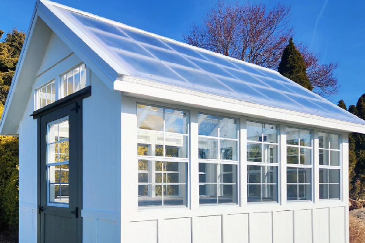 Pine View greenhouse with polycarbonate roof and abundant windows